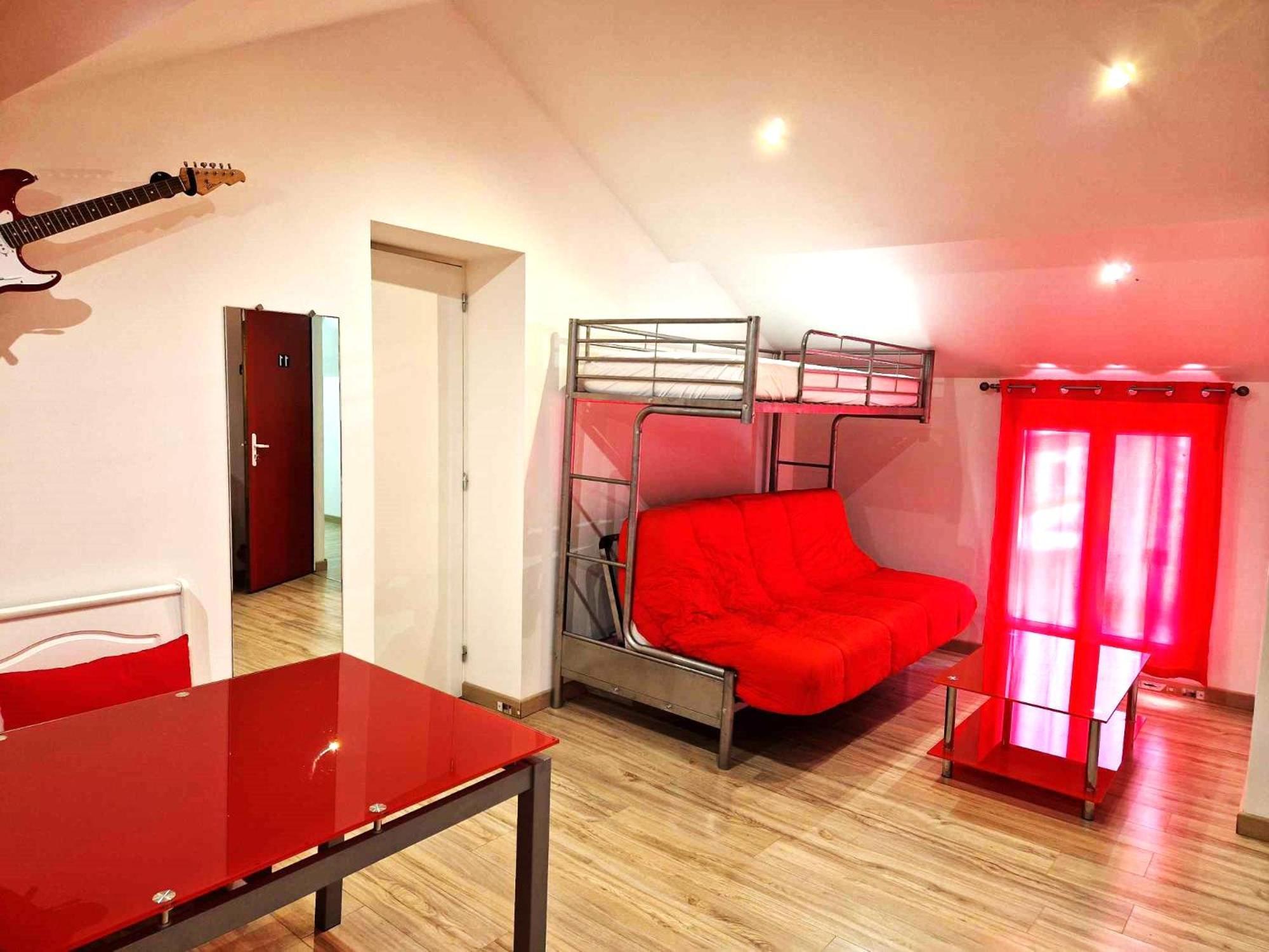 11 - Tres Joli 2 Pieces Tout Equipe Pour 1 A 5 Personnes, Vue Sur Parc Arbore, Parking Privatif Gratuit, Grand Fourgon Possible, Tout Le Linge De Maison Est Fourni Razac-sur-lʼIsle Exteriér fotografie