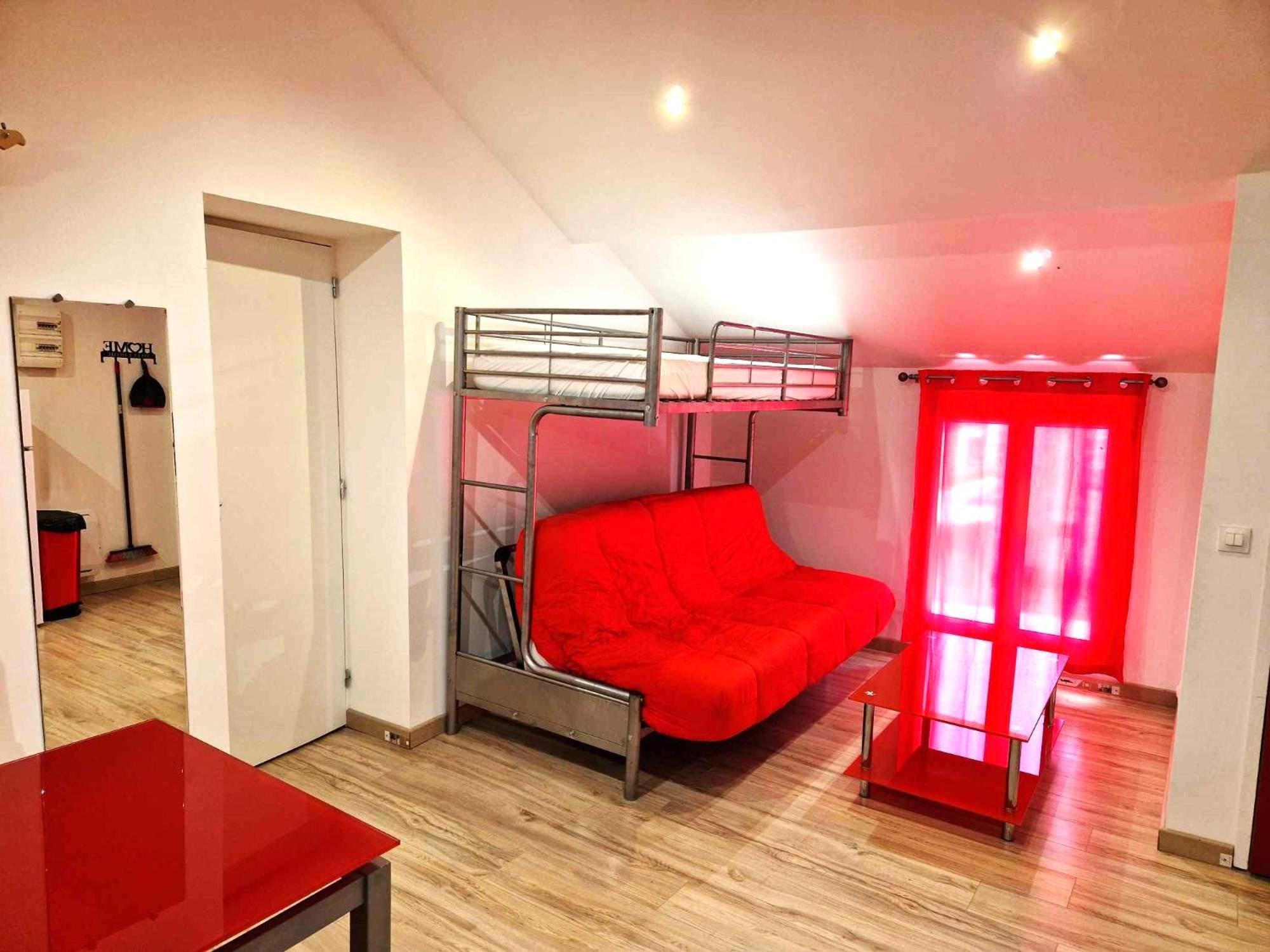 11 - Tres Joli 2 Pieces Tout Equipe Pour 1 A 5 Personnes, Vue Sur Parc Arbore, Parking Privatif Gratuit, Grand Fourgon Possible, Tout Le Linge De Maison Est Fourni Razac-sur-lʼIsle Exteriér fotografie