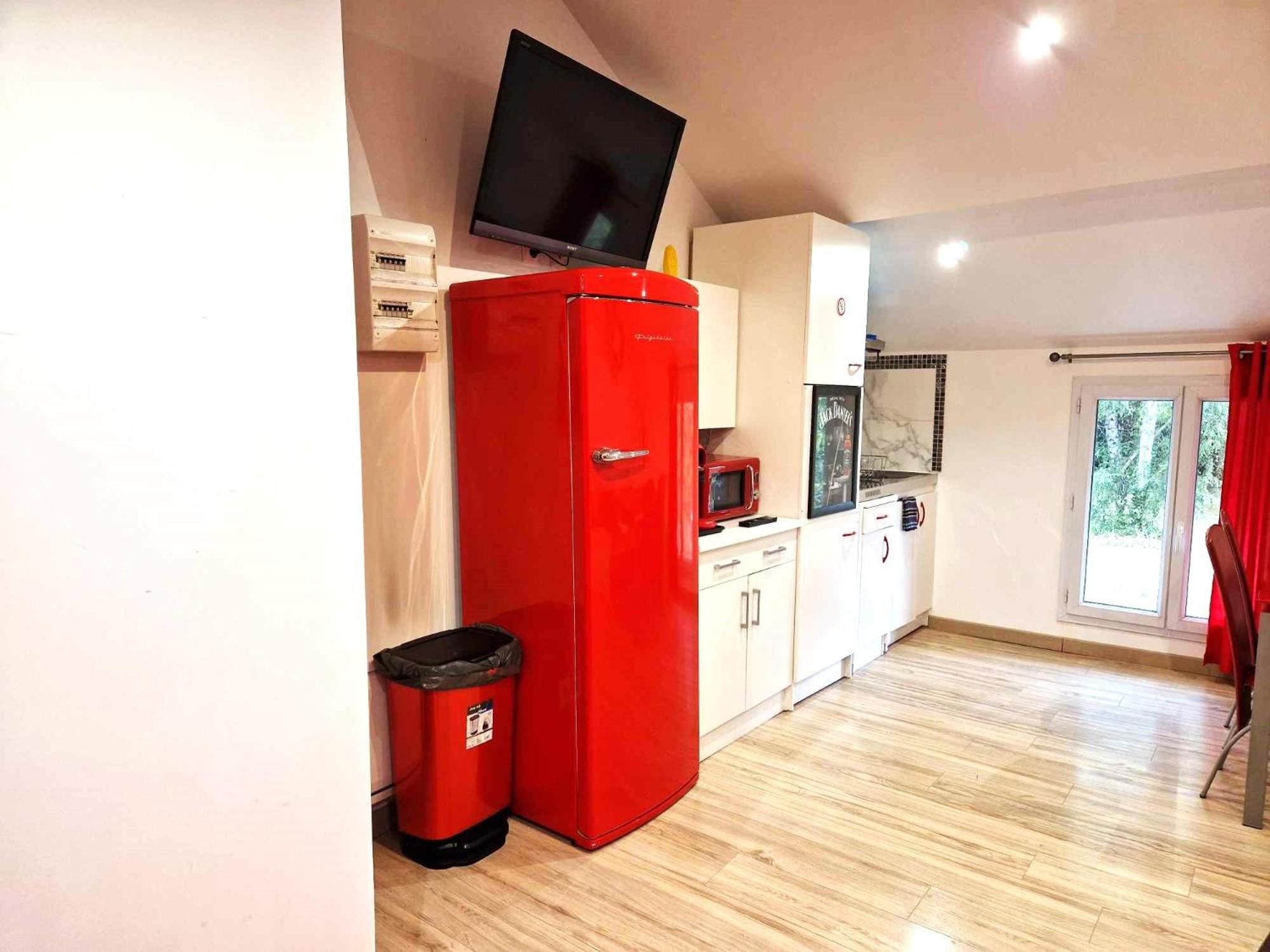 11 - Tres Joli 2 Pieces Tout Equipe Pour 1 A 5 Personnes, Vue Sur Parc Arbore, Parking Privatif Gratuit, Grand Fourgon Possible, Tout Le Linge De Maison Est Fourni Razac-sur-lʼIsle Exteriér fotografie
